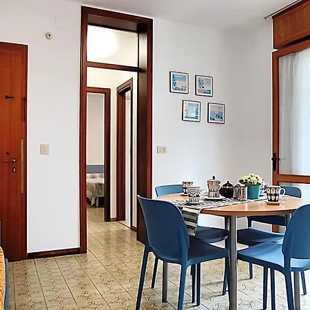 Apartment Debussy *